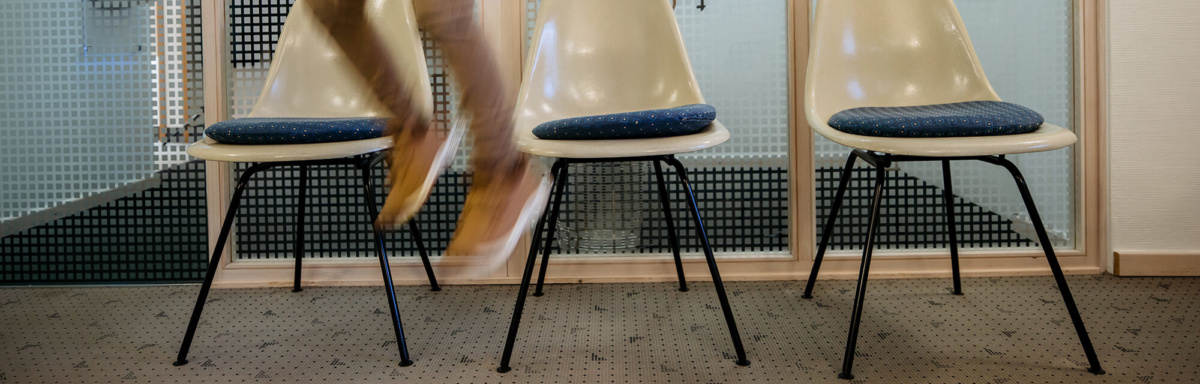 Hausarzt Attenkirchen – Coutelle – Praxis – Wartebereich – Slider Hausarzt Attenkirchen - Coutelle - Praxis - Wartebereich - Slider