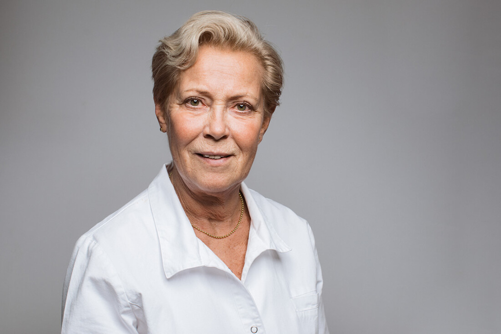 Hausarzt Attenkirchen – Coutelle – Team – Elisabeth Hausarzt Attenkirchen - Coutelle - Team - Elisabeth